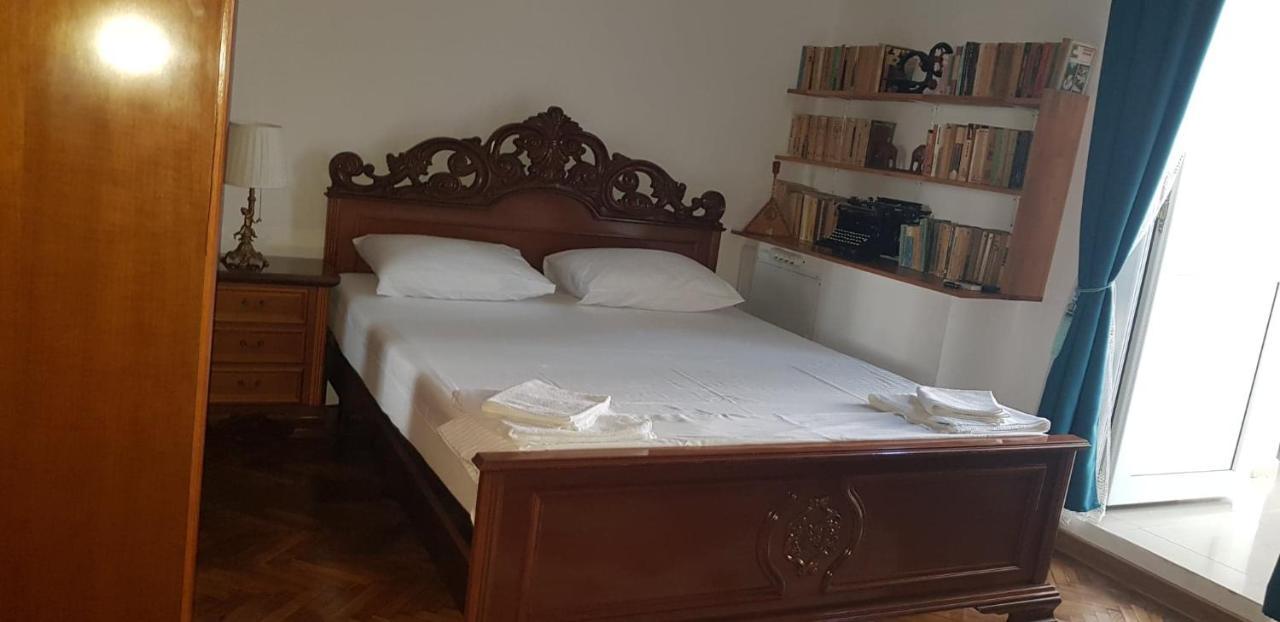 Interbelic Km0 Apartman Konstanca Kültér fotó